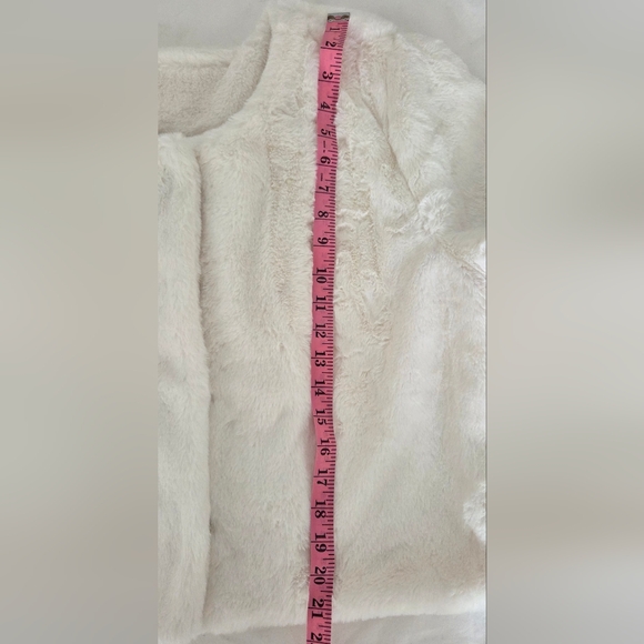 Adrianna Papell Ivory 3/4 Sleeve Fur Jacket - Picture 10 of 10